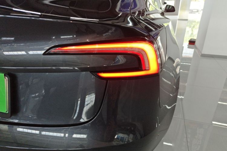 Tesla Model 3 2025 #8 Tesla Model 3 2025 car image #8