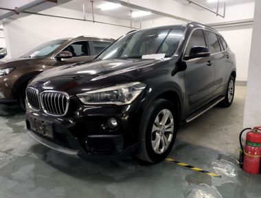 BMW X1 2017 BMW X1 2017 car image