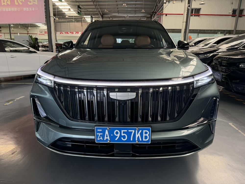 GEELY Boyue L 2025 car image #2