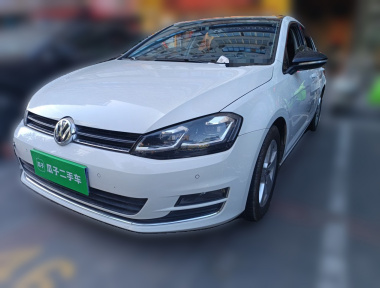 Volkswagen Golf 2017 Volkswagen Golf 2017 car image