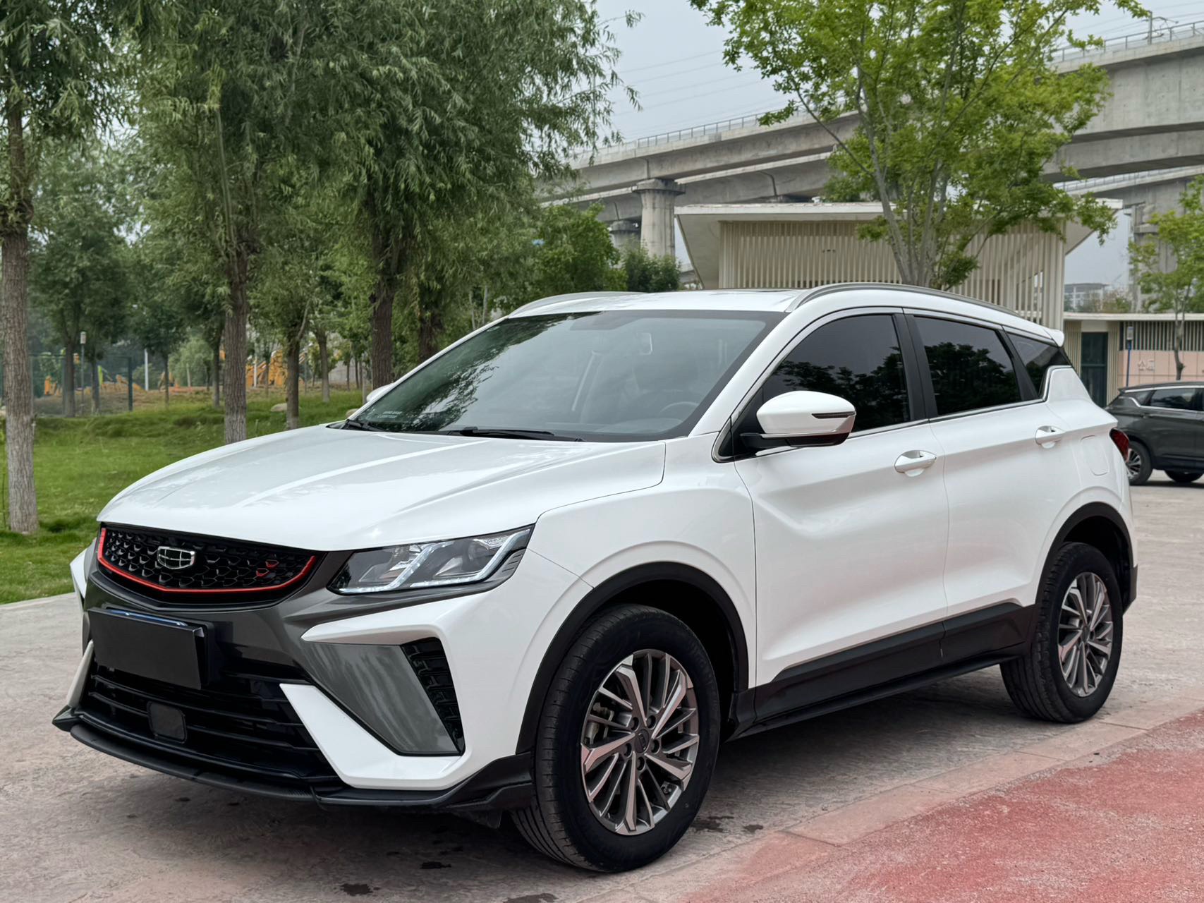 GEELY Coolray 2022 GEELY Coolray 2022 car image