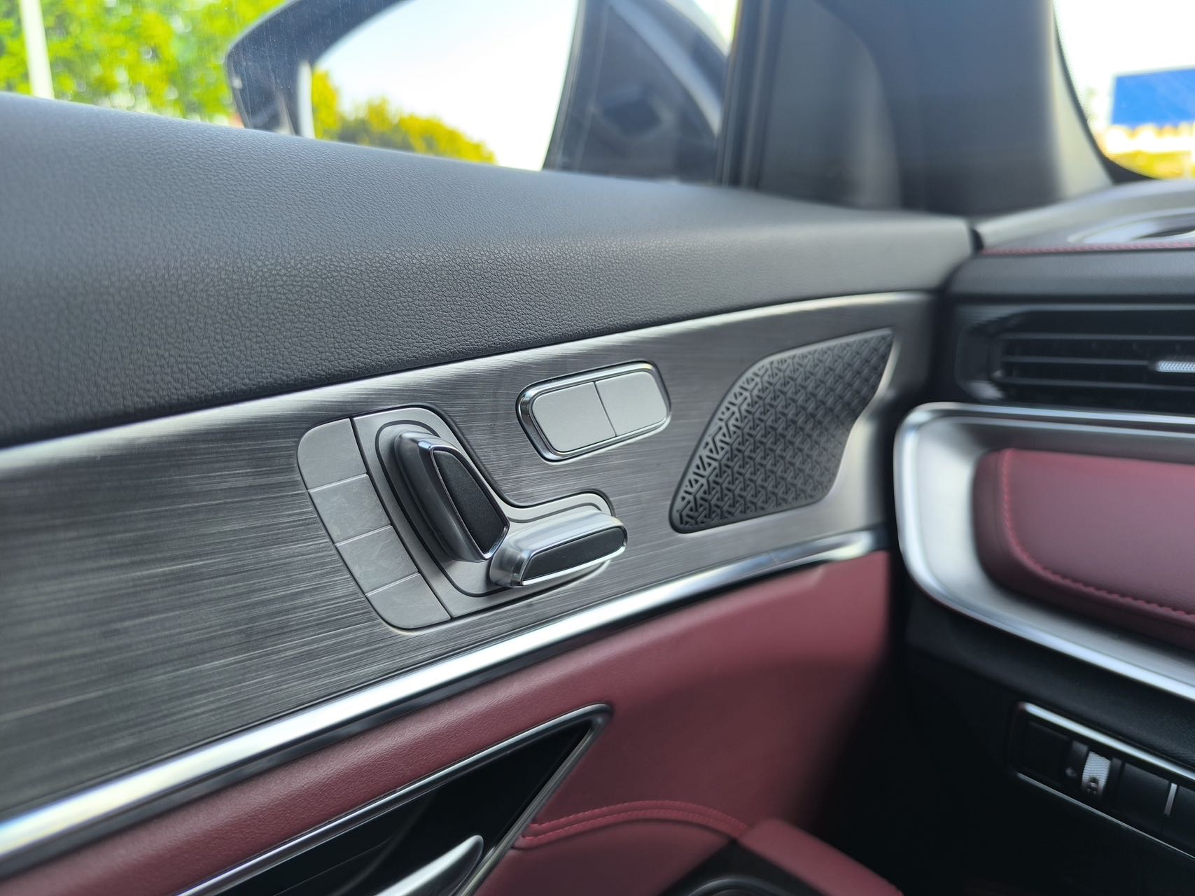 Jetour X70 PLUS 2021 car image #14