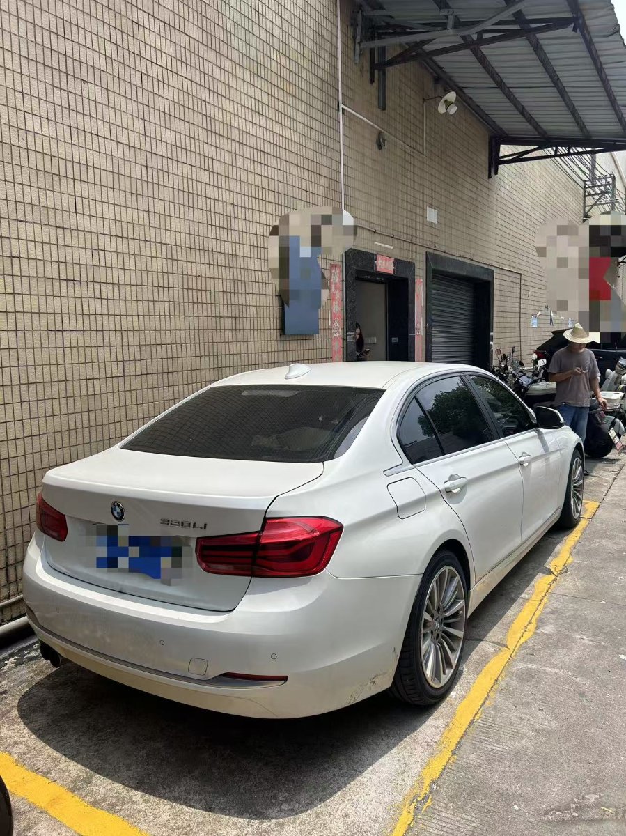 BMW 3 Series 2019 car image #6