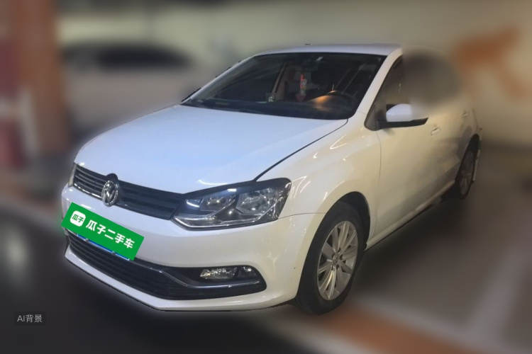 Volkswagen Polo 2015 car image #2