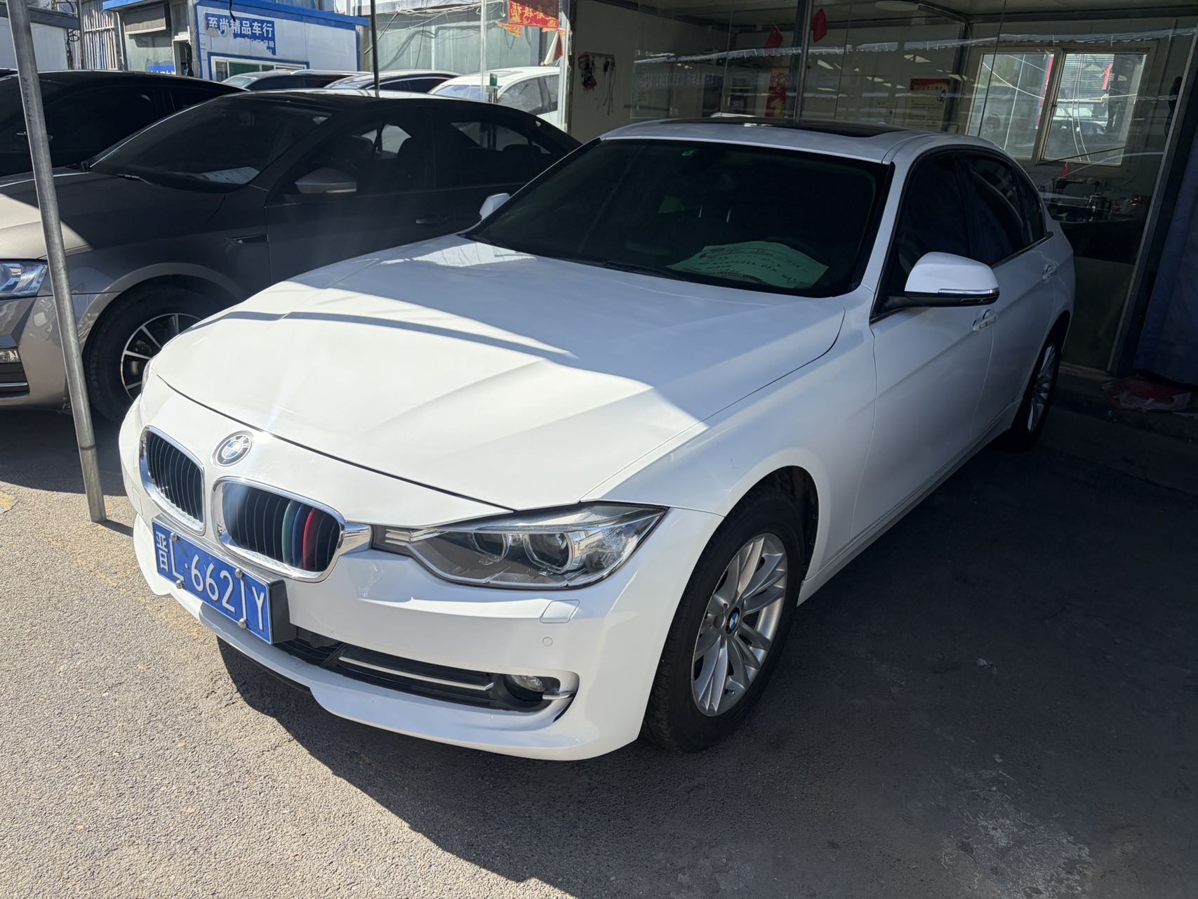 BMW 3 Series 2012 immagine di auto 
