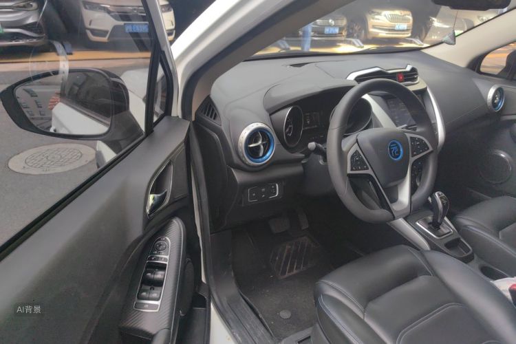 BYD Yuan New Energy 2019 car image #18