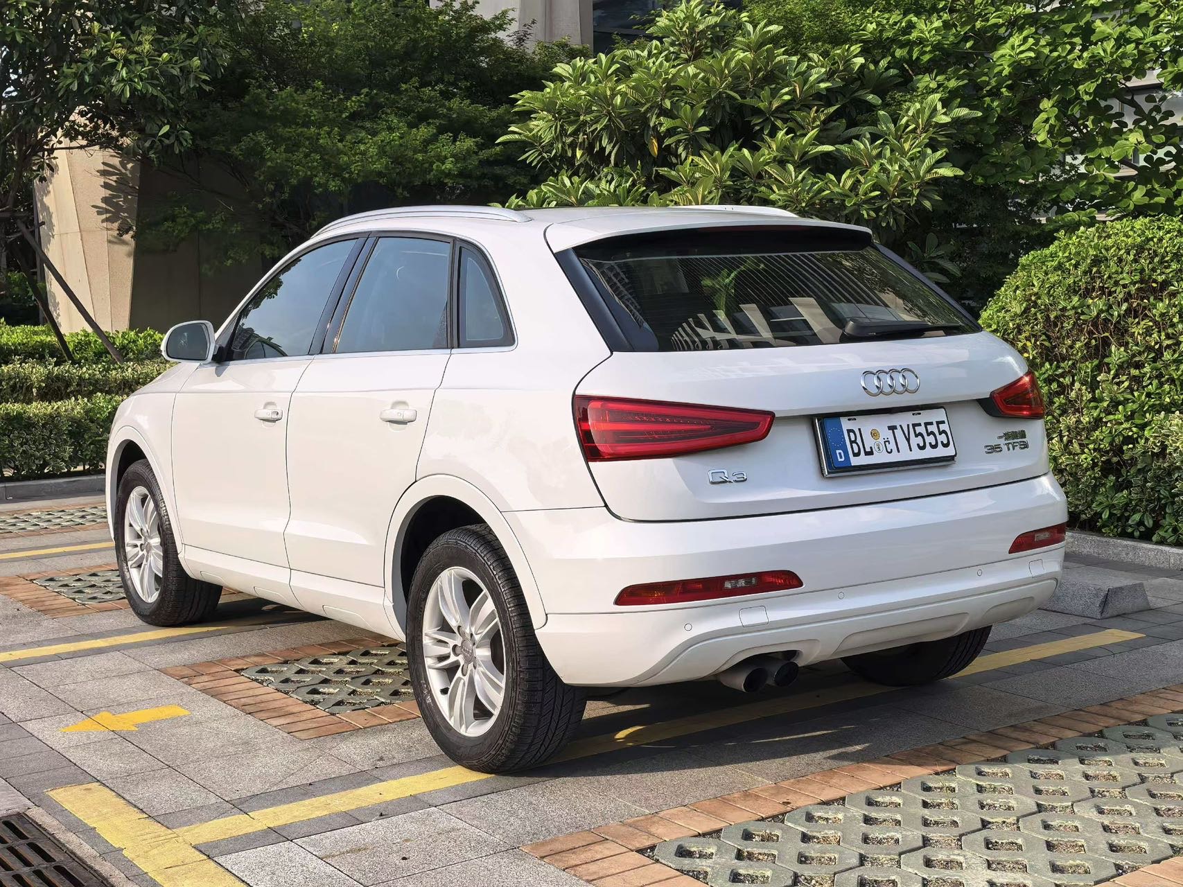 Audi Q3 2014 #9 Audi Q3 2014 car image #9