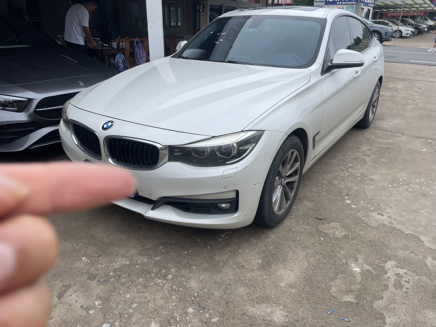 BMW 3 Series GT 2016 BMW 3 Series GT 2016 car image