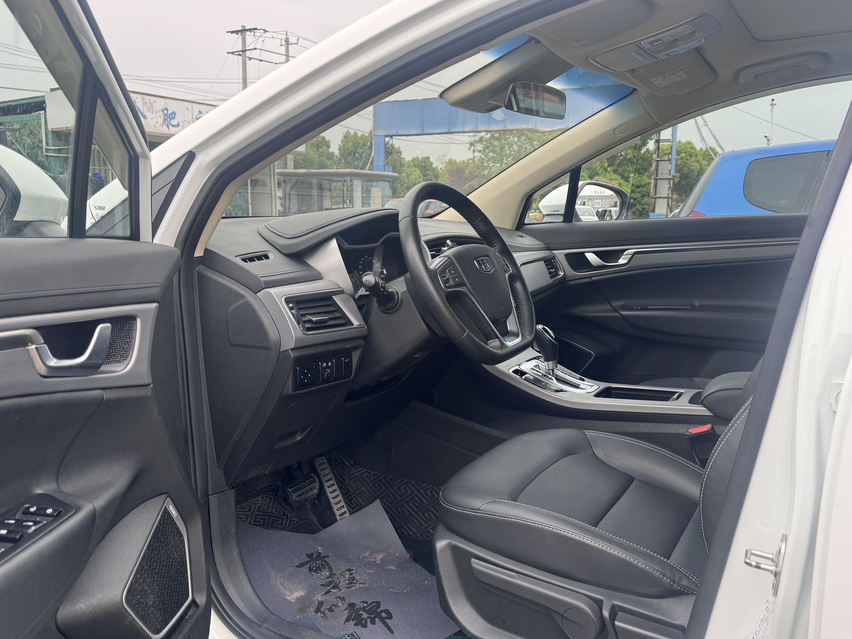 GEELY Emgrand GS 2018 car image #5