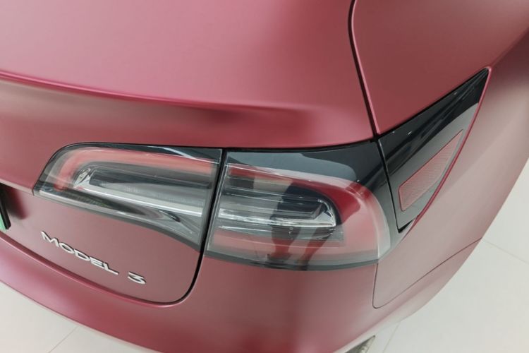 Tesla Model 3 2021 car image #8