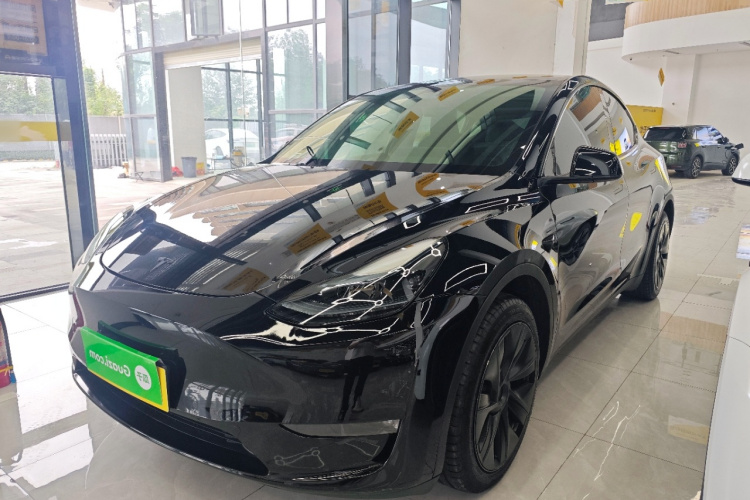 Tesla Model Y 2024 #2 Tesla Model Y 2024 car image #2