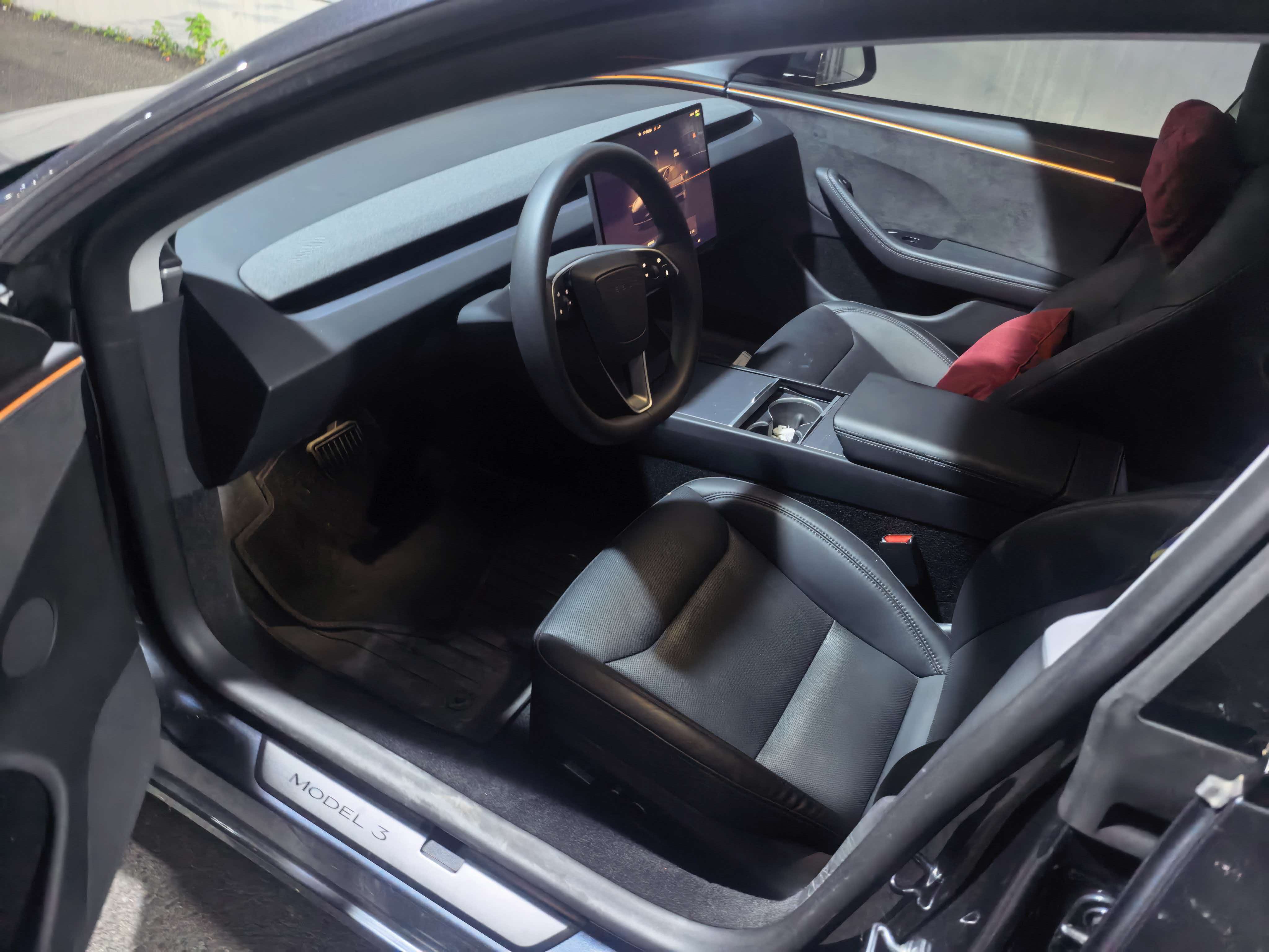 2024 car image #2