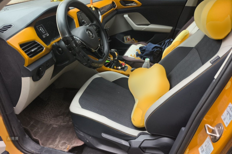 Volkswagen T-Cross 2020 изображение автомобиля #17