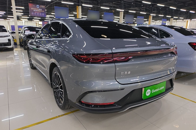 BYD Han 2023 car image #7