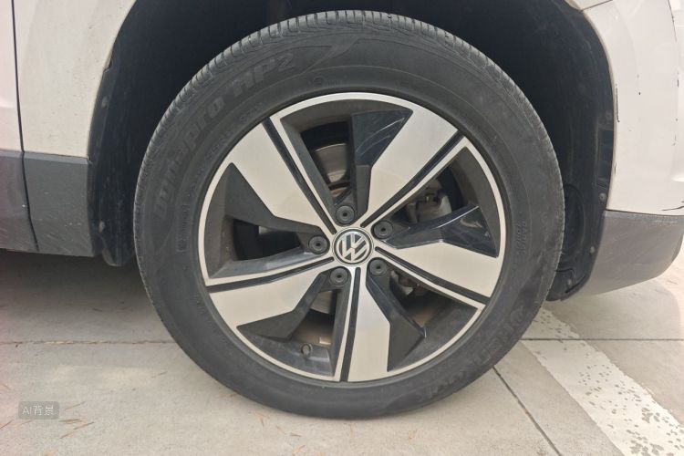 Volkswagen Tharu 2020 car image #9