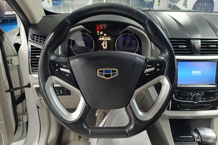 GEELY Emgrand 2015 car image #15