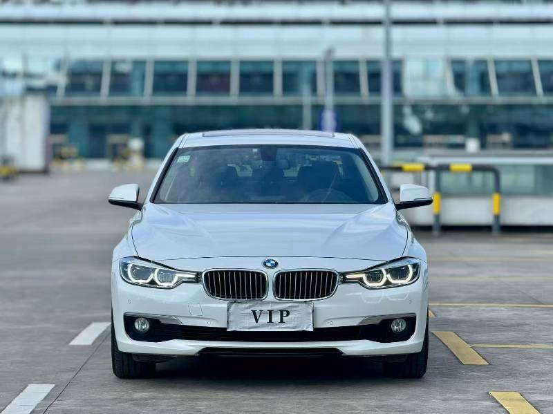 BMW 3 Series 2018 car image 