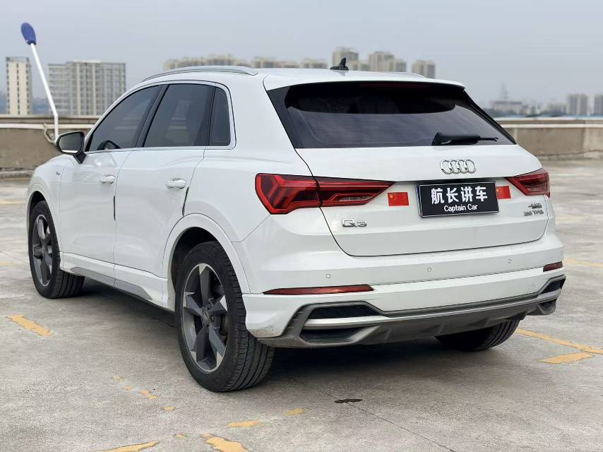 Audi Q3 2019 #8 Audi Q3 2019 car image #8