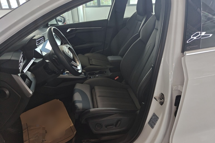 Audi A3 2025 صورة سيارة #15