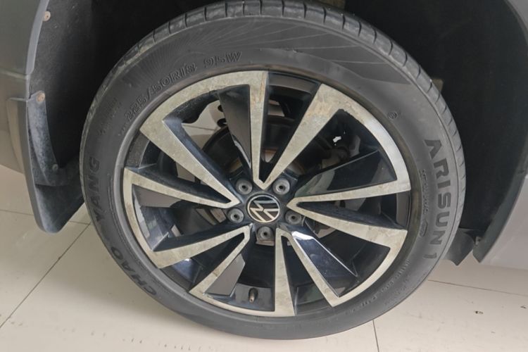 Volkswagen Tharu 2021 car image #10