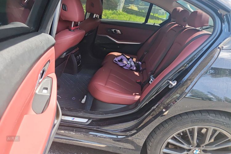 BMW 3 Series 2021 imagen de coche #19