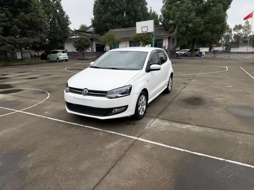 Volkswagen Polo 2014 #3 Volkswagen Polo 2014 car image #3