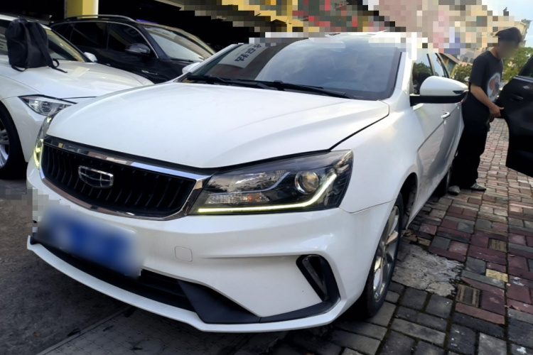 GEELY Emgrand 2021 car image #2