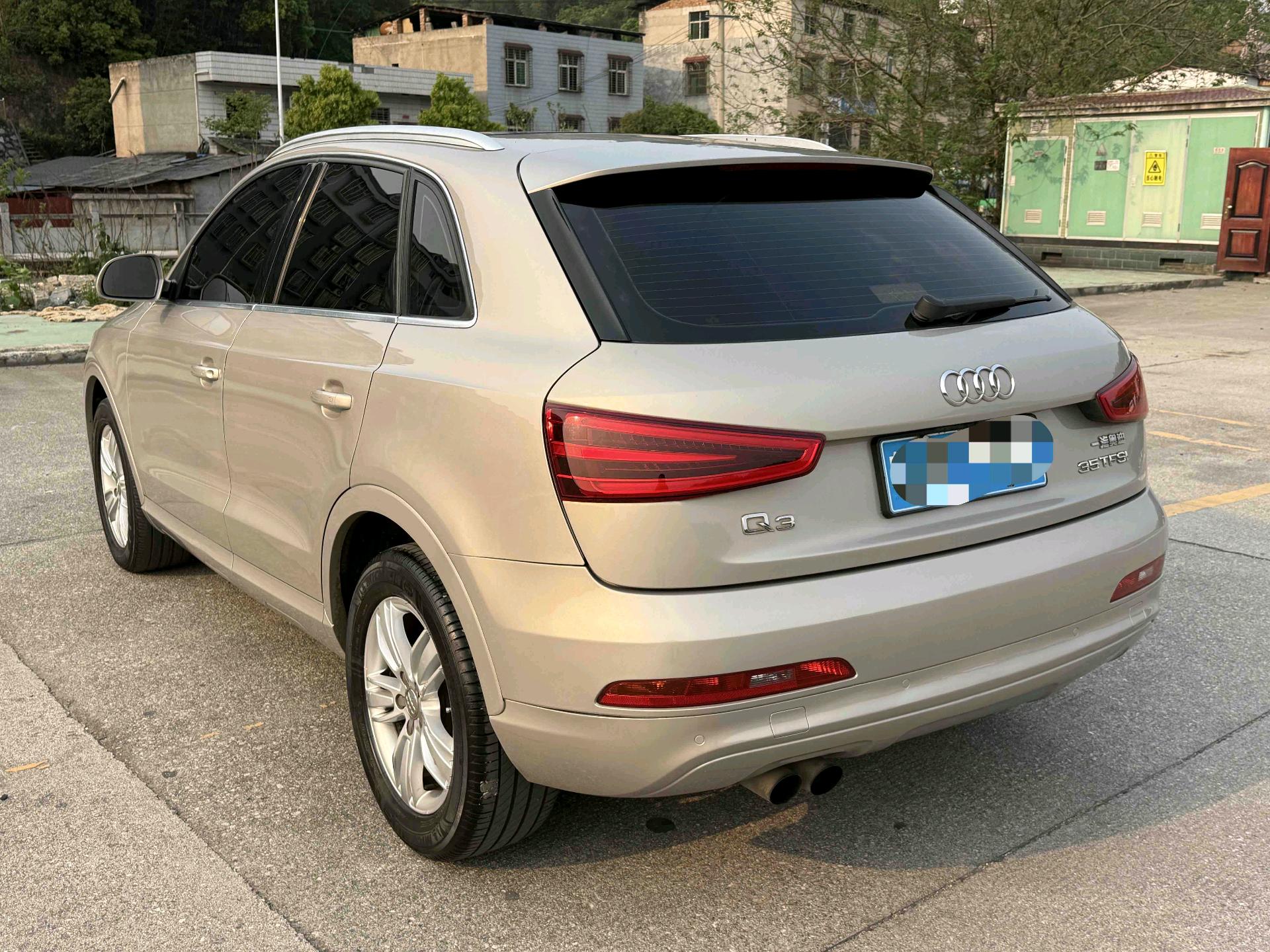 Audi Q3 2014 car image #4