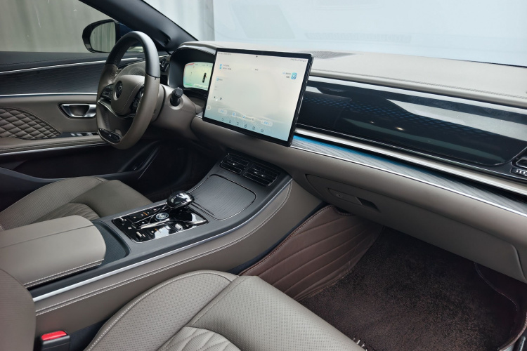 BYD Han 2022 car image #18