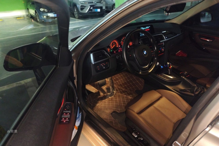 BMW 3 Series 2018 car image #18