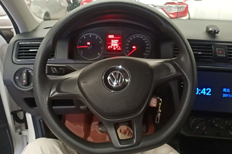 Volkswagen Santana 2017 #11 Volkswagen Santana 2017 car image #11