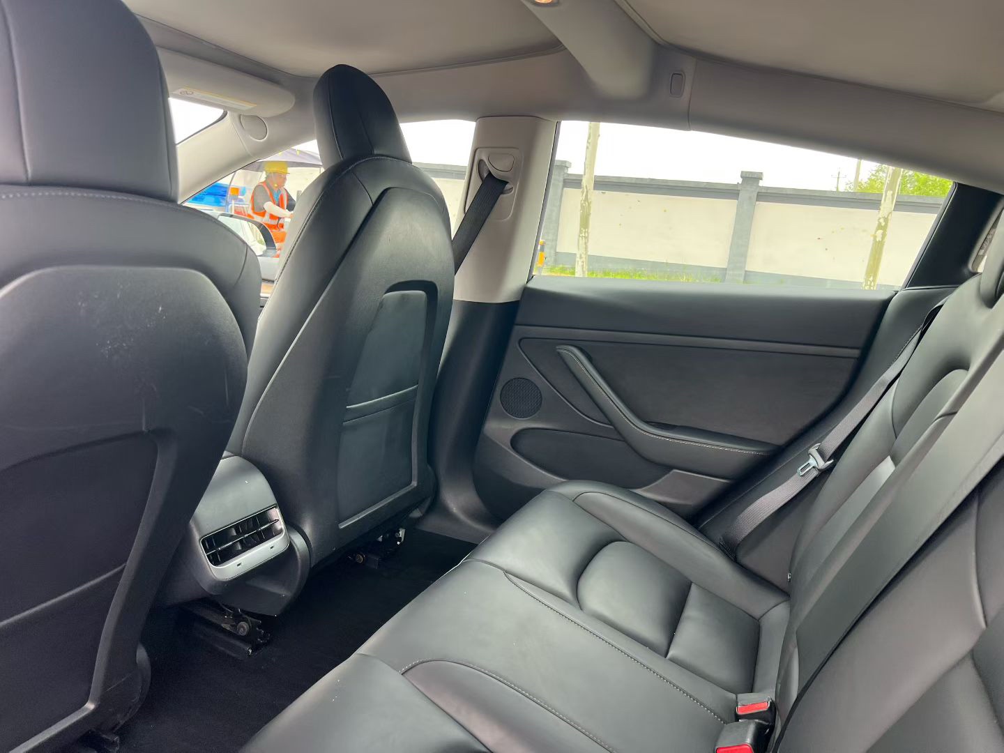 Tesla Model 3 2021 #8 Tesla Model 3 2021 صورة سيارة #8