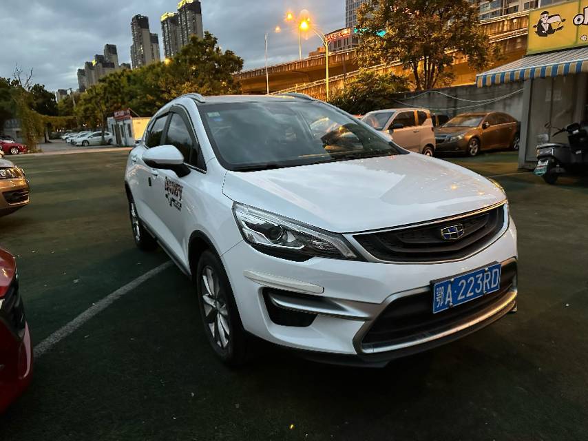GEELY Emgrand GS 2018 #3 GEELY Emgrand GS 2018 immagine di auto #3