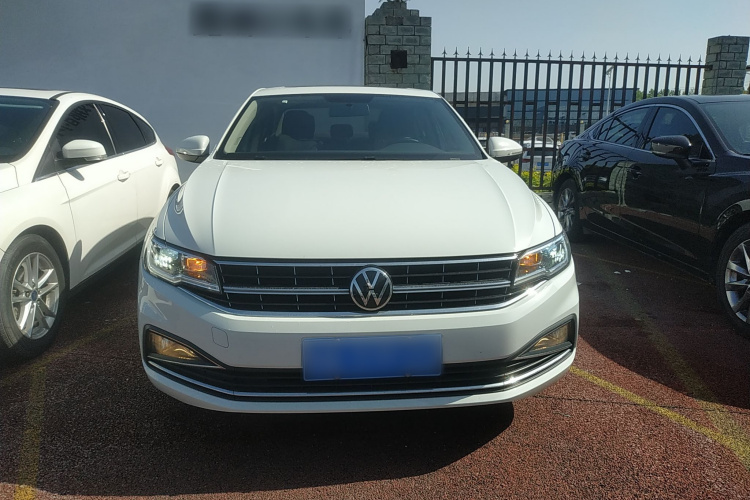 Volkswagen Bora 2021 car image #3