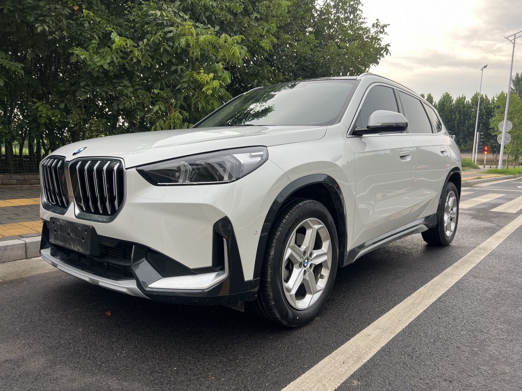 BMW X1 2023 BMW X1 2023 car image