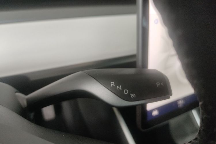 Tesla Model 3 2020 #16 Tesla Model 3 2020 car image #16