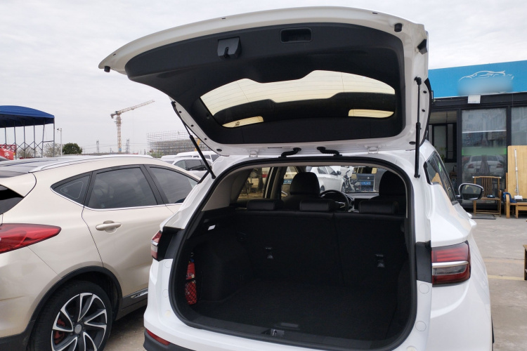 GEELY Coolray 2020 immagine di auto #21