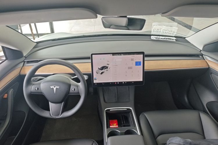Tesla Model 3 2021 #10 Tesla Model 3 2021 car image #10