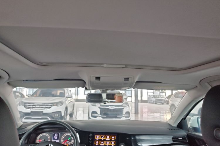 Volkswagen Bora 2021 car image #18