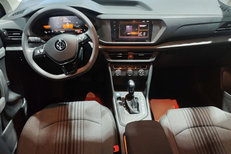 Volkswagen Tharu 2022 car image #10