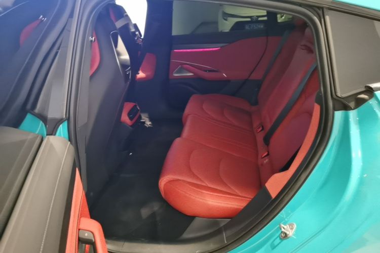 MI SU7 2025 car image #17