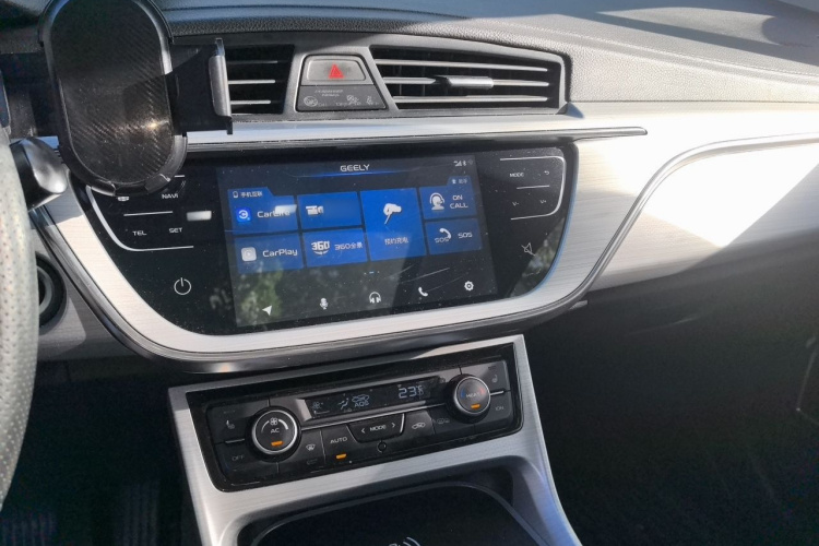 GEELY Emgrand GSe 2018 #17 GEELY Emgrand GSe 2018 immagine di auto #17
