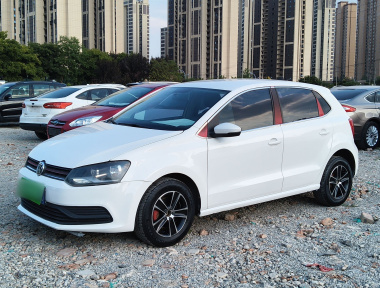 Volkswagen Polo 2017 Volkswagen Polo 2017 car image