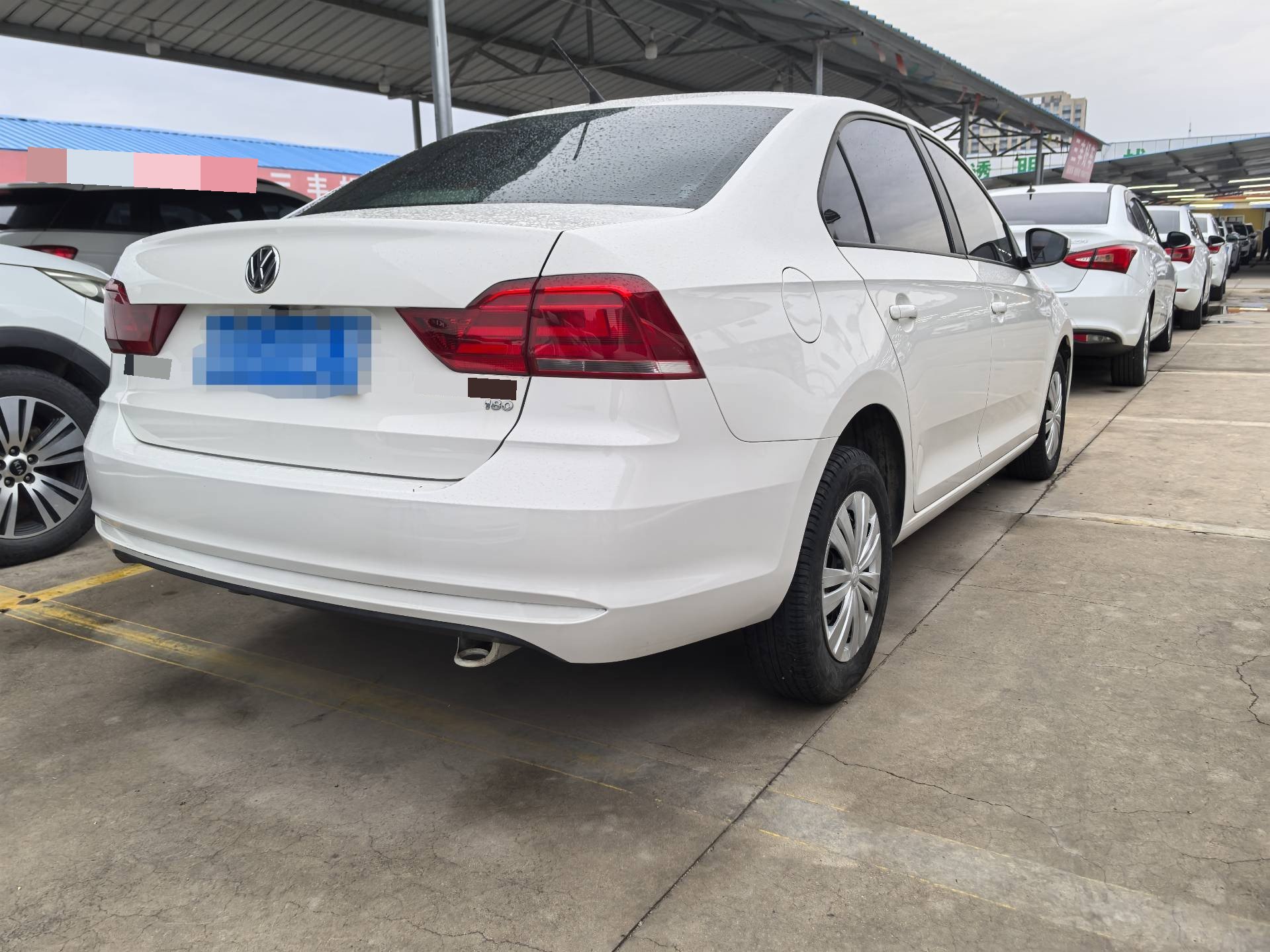 Volkswagen Santana 2018 imagen de coche #4