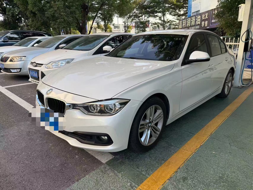 BMW 3 Series 2016 BMW 3 Series 2016 immagine di auto