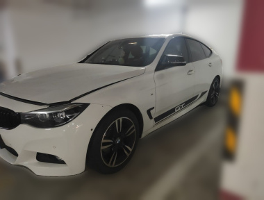 BMW 3 Series GT 2018 immagine di auto 