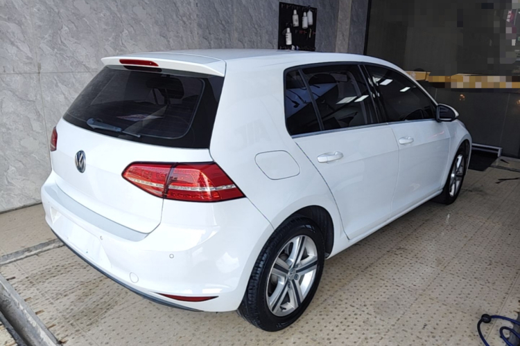 Volkswagen Golf 2016 car image #7