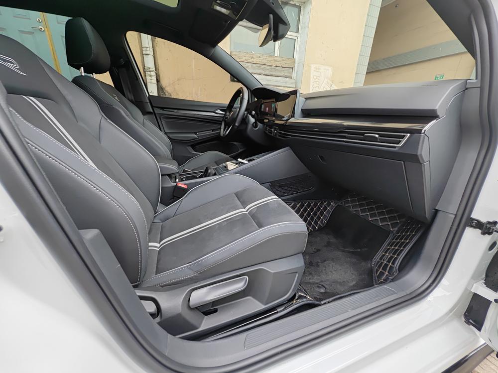 Volkswagen Golf 2022 #10 Volkswagen Golf 2022 صورة سيارة #10