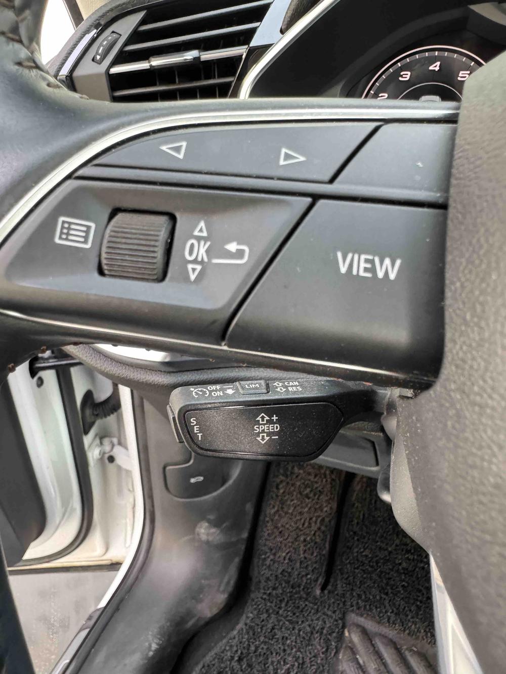 Audi Q3 2022 car image #17