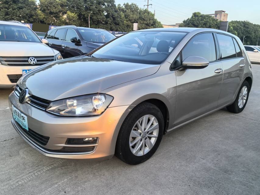 Volkswagen Golf 2017 Volkswagen Golf 2017 car image